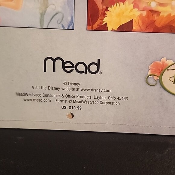 Official 2009 Disney Fairies Tinker Bell Month Wall Calendar NEW - Picture 7 of 8